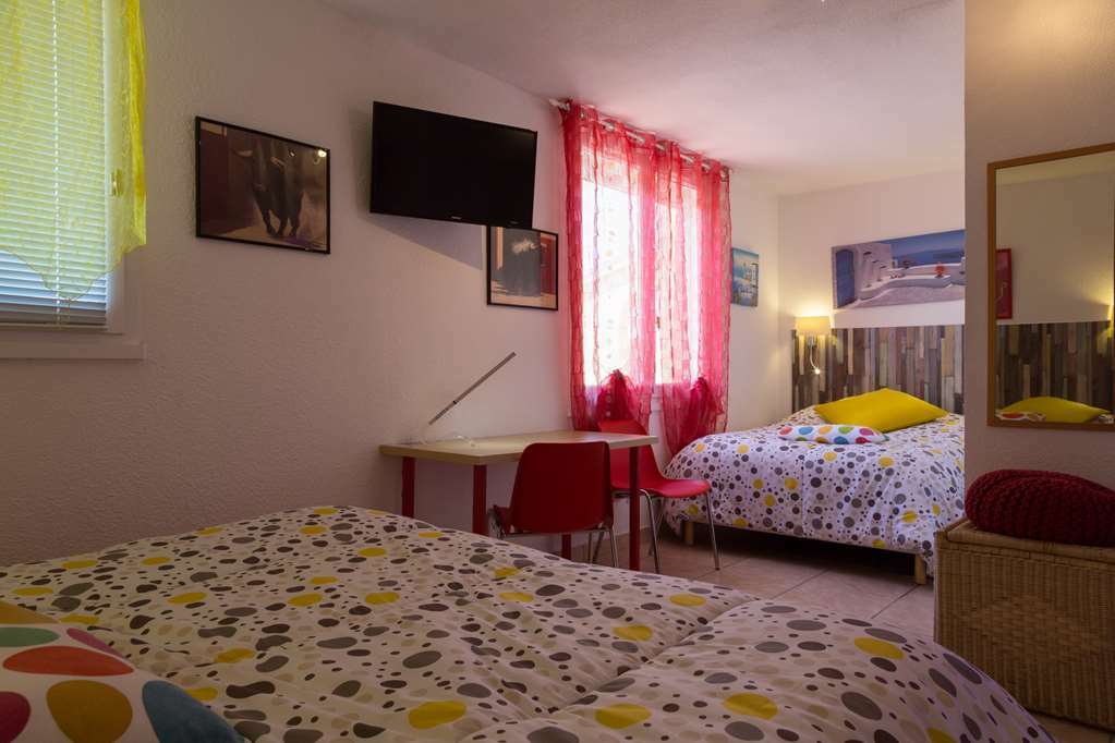 Logis Hôtel Corintel Bordeaux Est Tresses Amenidades foto
