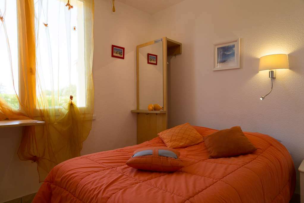 Logis Hôtel Corintel Bordeaux Est Tresses Amenidades foto