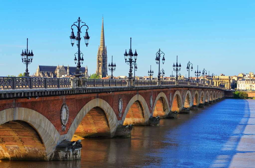 Logis Hôtel Corintel Bordeaux Est Tresses Exterior foto